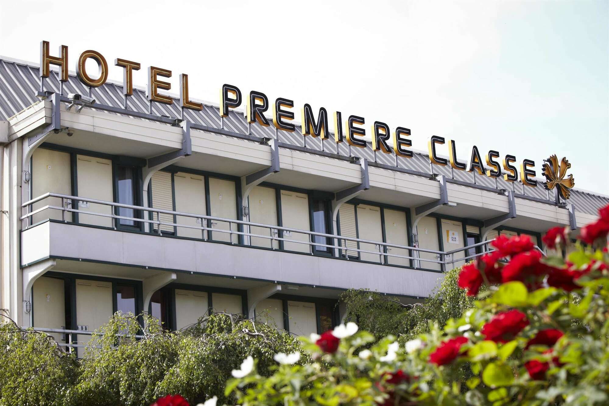 Classic Hotel - Fontenay-Tresigny Fontenay-Trésigny Exterior foto